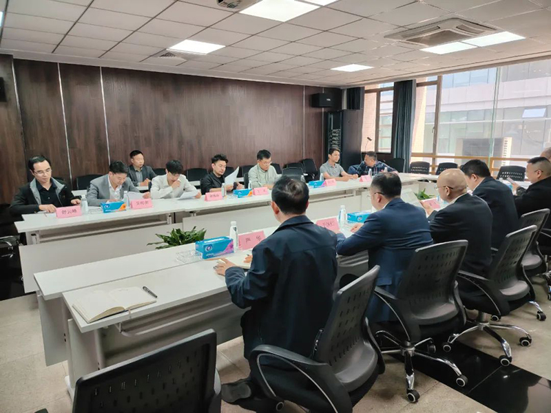 1749172740205382.jpg 1744614246721962.jpg